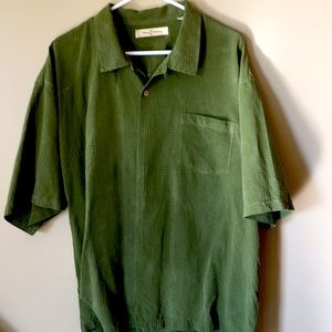 Men’s Hawaiian shirt by Tommy Bahama